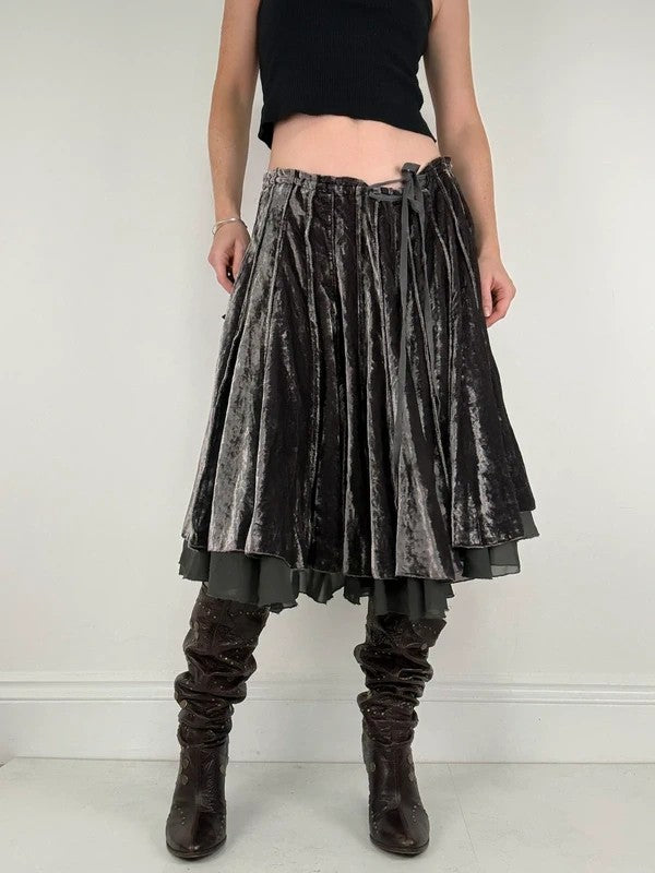 Grey pleated flared voluminous circle skirt