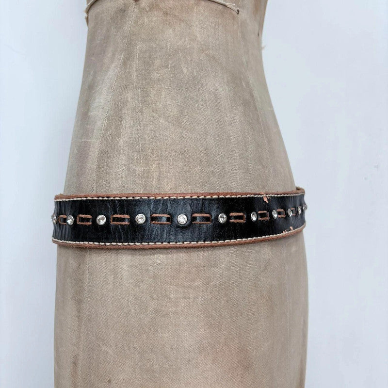 Studded leather black & tan stitch belt