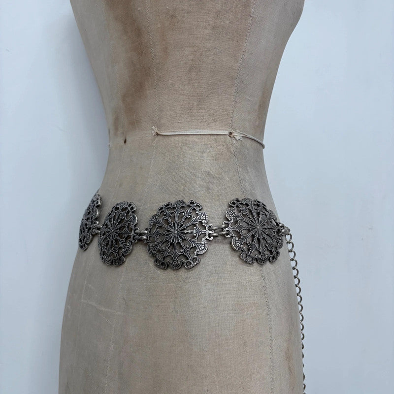 chunky silver metal waist chain belt