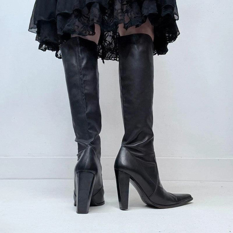 black pointed-toe plein sud leather boots