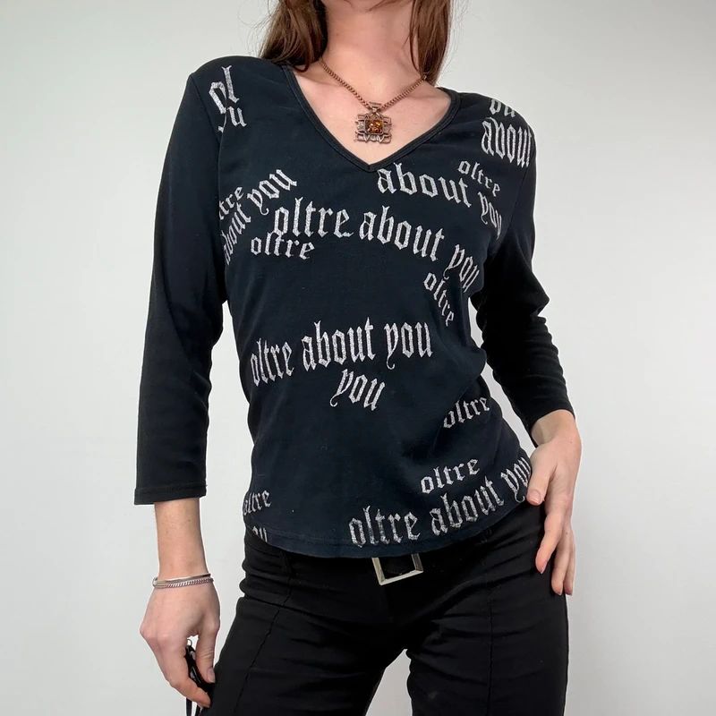 Grunge graphic text t-shirt