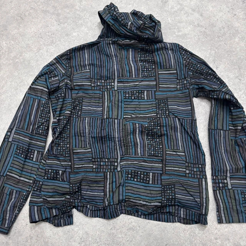 asymmetric gathered patterned shirt