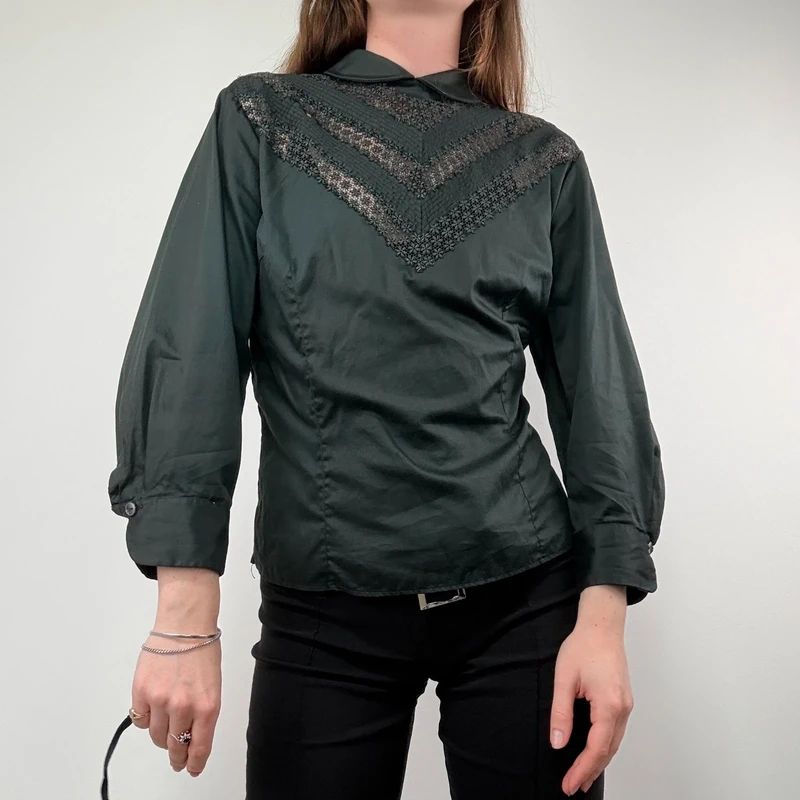 Black Lace puff antique Blouse