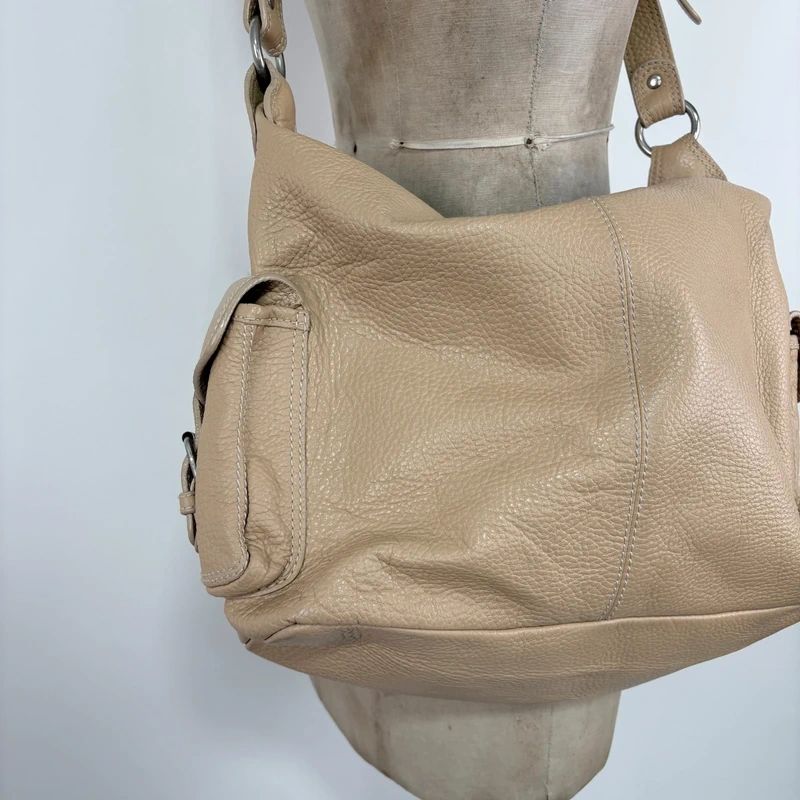 tan leather slouchy crossbody bag