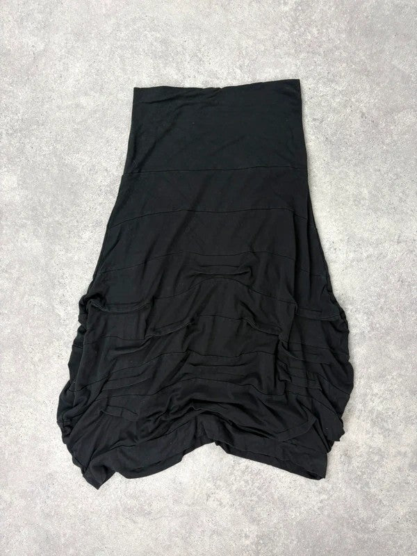 Black pleated structured puff skirt