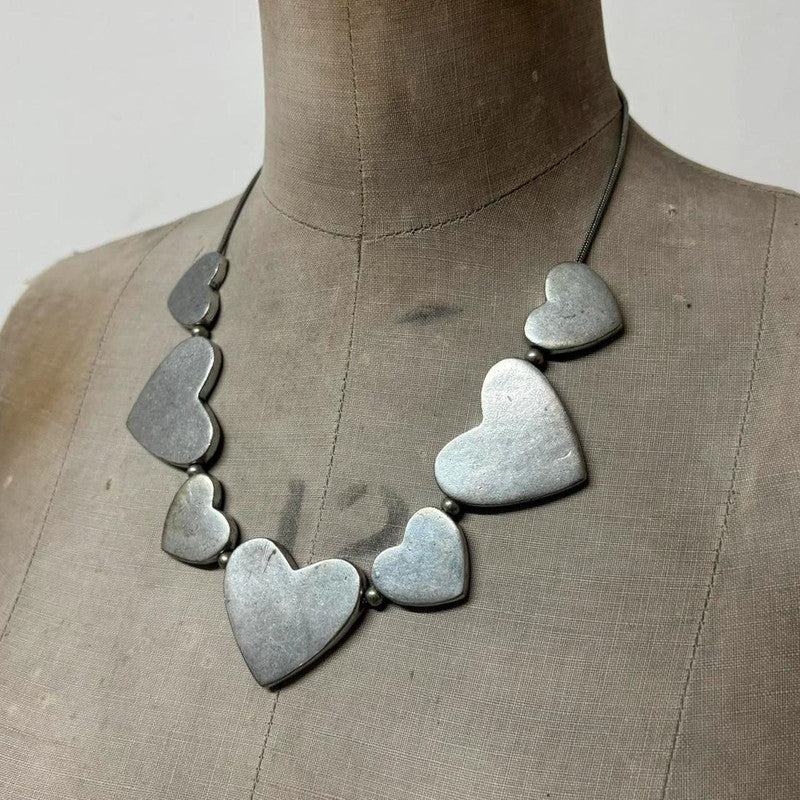 chunky silver heart necklace