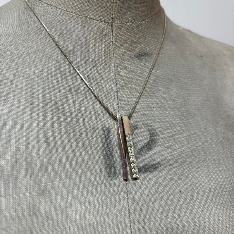 coquette gemstone necklace