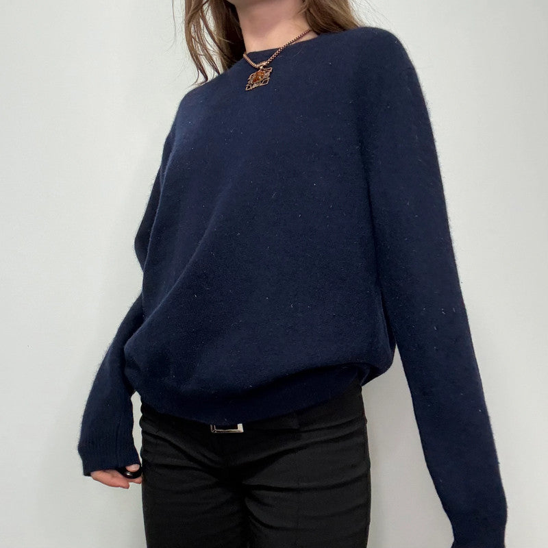 Navy blue cashmere knit crewneck jumper