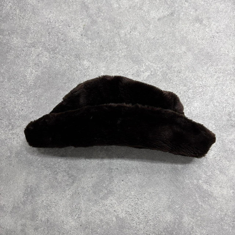 Oversized brown fur bucket hat