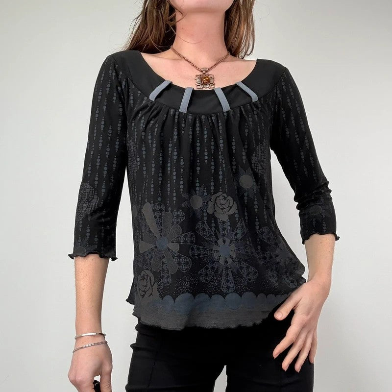 black wide neck belt loop 3/4 length sleeve polkadot t-shirt