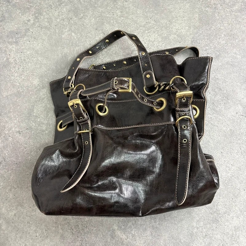 Chunky brown buckle chain shoulder bag