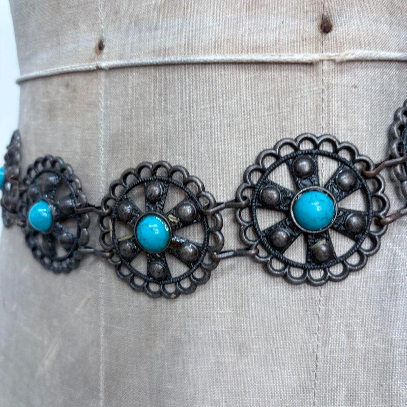 chunky oversized waist belt chain