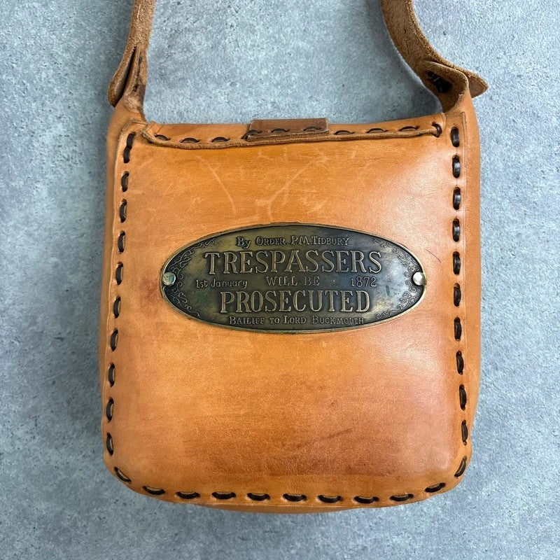 Tan cargo buckle western shoulder bag