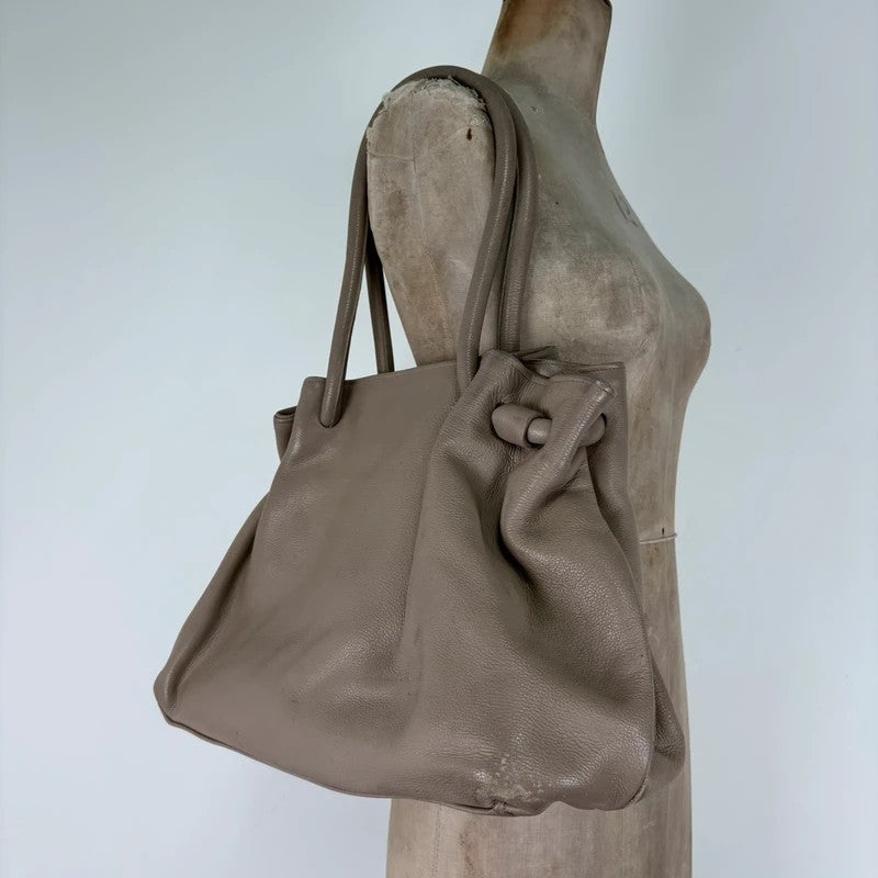 Beige vintage leather chunky handbag