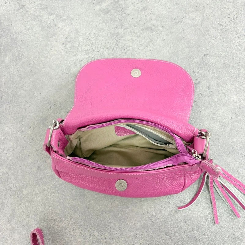Pink leather chain shoulder bag