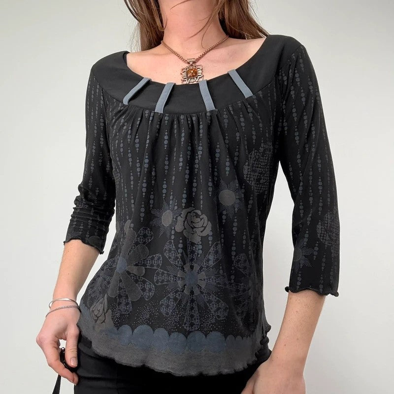 black wide neck belt loop 3/4 length sleeve polkadot t-shirt