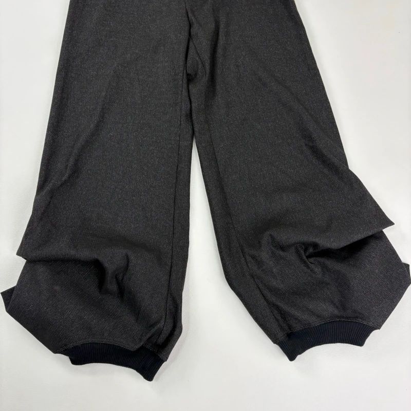 Grey Cop Copine structured pleated