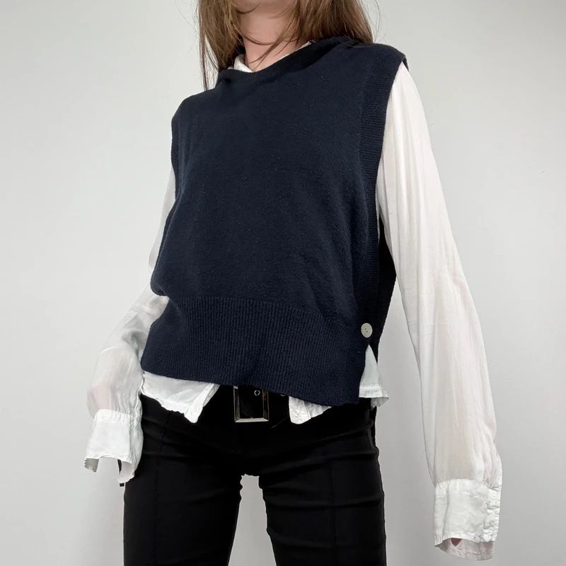 Navy knitted slouchy vest top