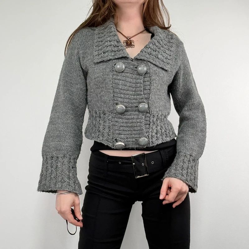 Grey cropped knitted cardigan