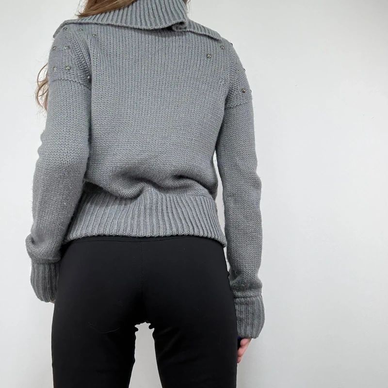 Grey knitted napoleonic cardigan