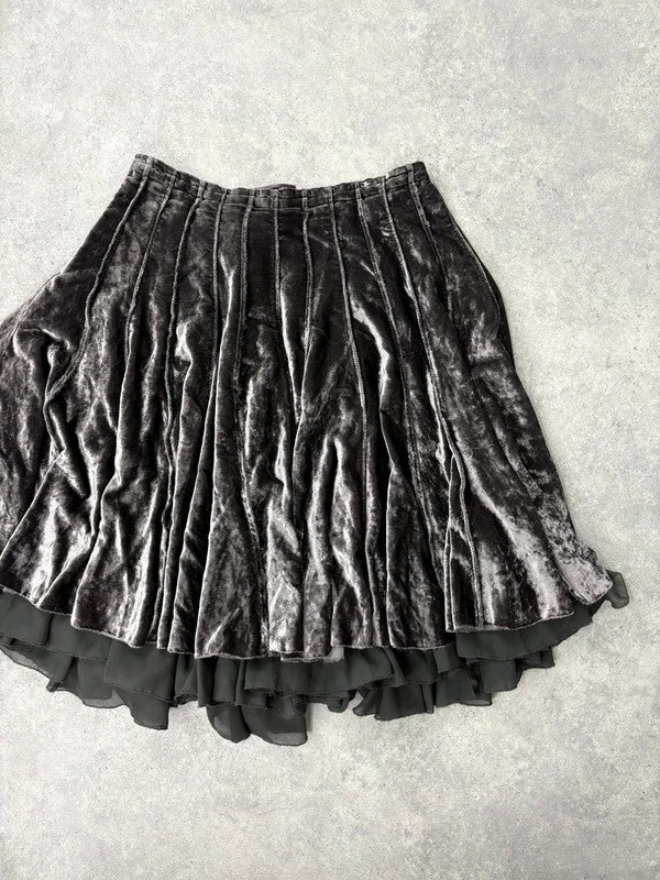 Grey pleated flared voluminous circle skirt