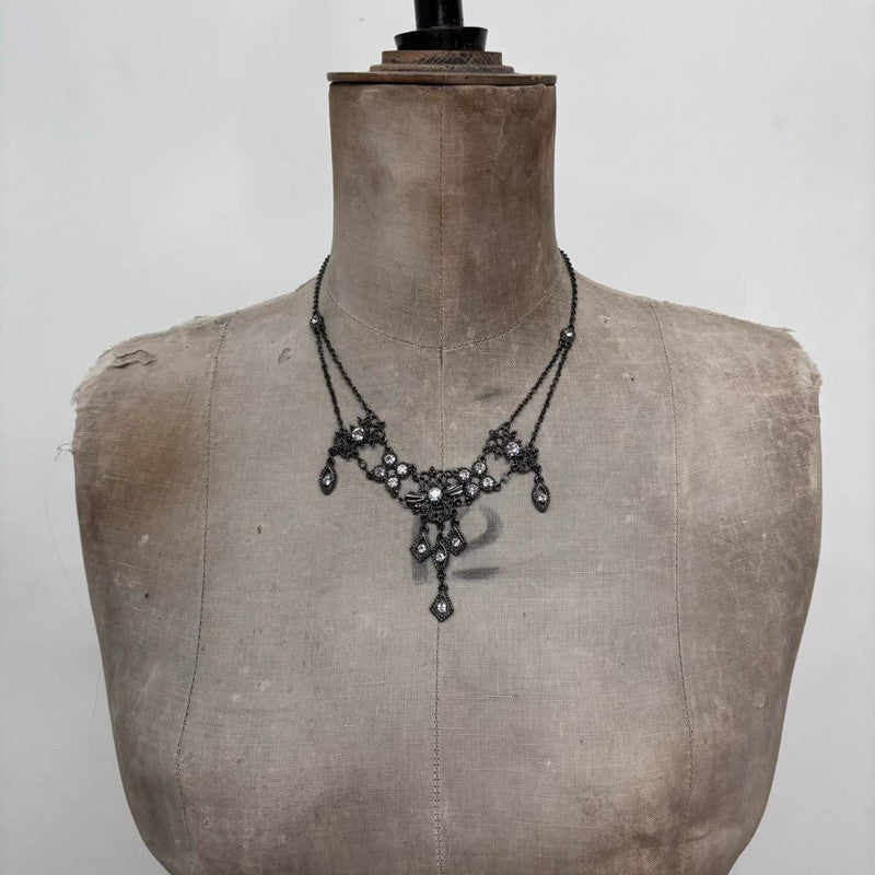 drape gothic grunge necklace