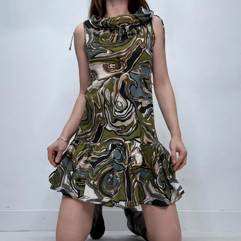 fitted flared abstract patterned flared mini dress