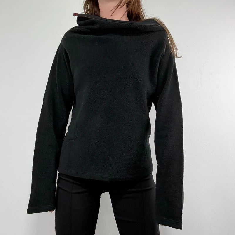 Fleece asymmetrical black zipper cop copine sweater top
