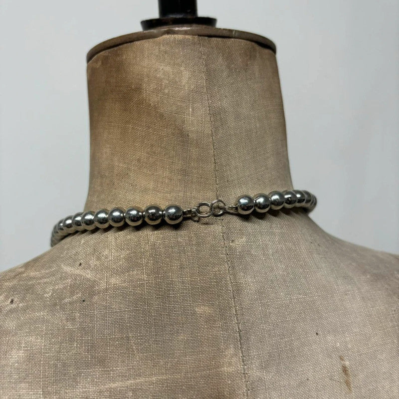 chunky oversized heart necklace