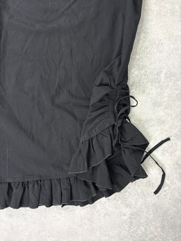 Low waisted black cinched ruffle maxi skirt