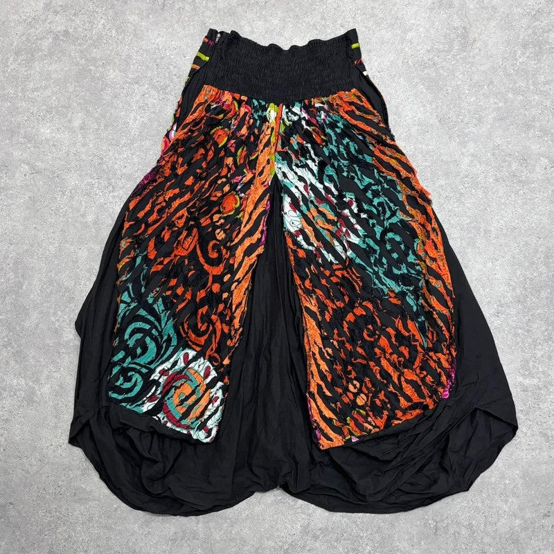graphic grunge printed balloon skirt