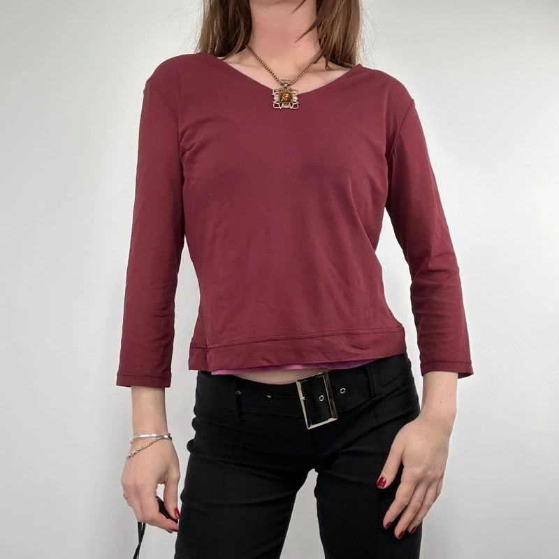 layered burgundy slouchy 3/4 length sleeve t-shirt
