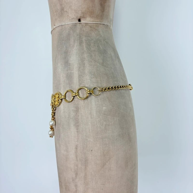 Gold metal chunky chain belt