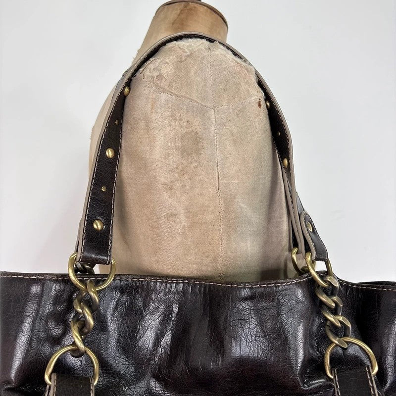 Chunky brown buckle chain shoulder bag