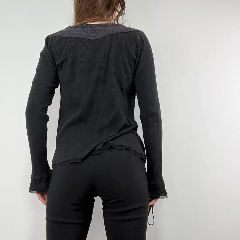 black long sleeve slouchy graphic t-shirt
