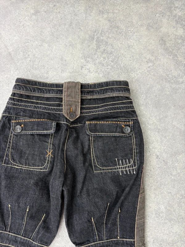 distressed black denim jorts capri pants
