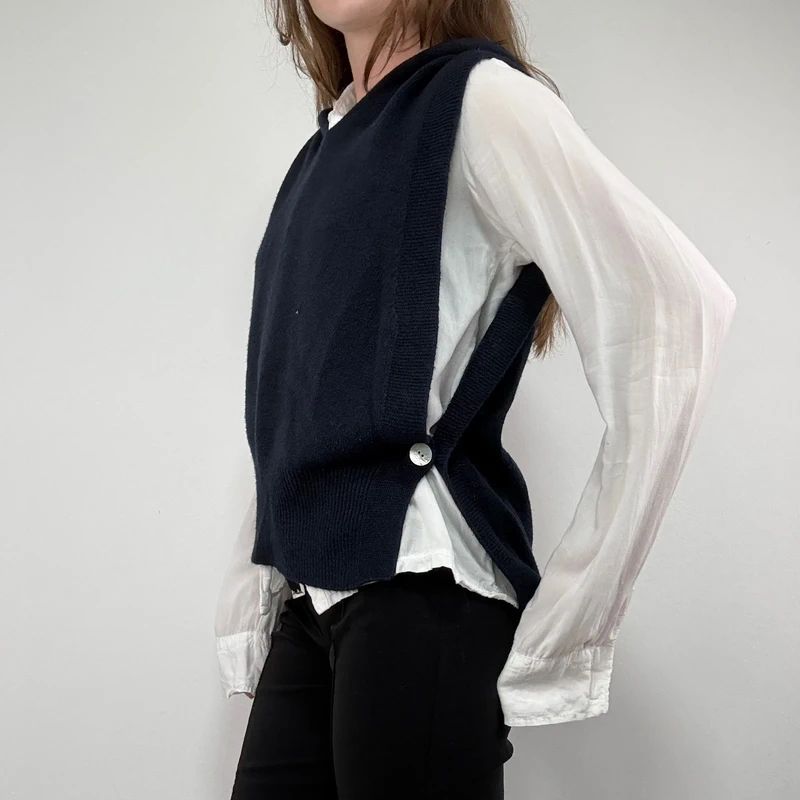 Navy knitted slouchy vest top