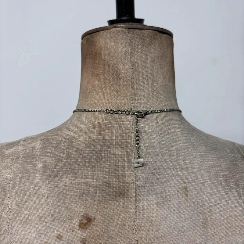chain drape charm necklace