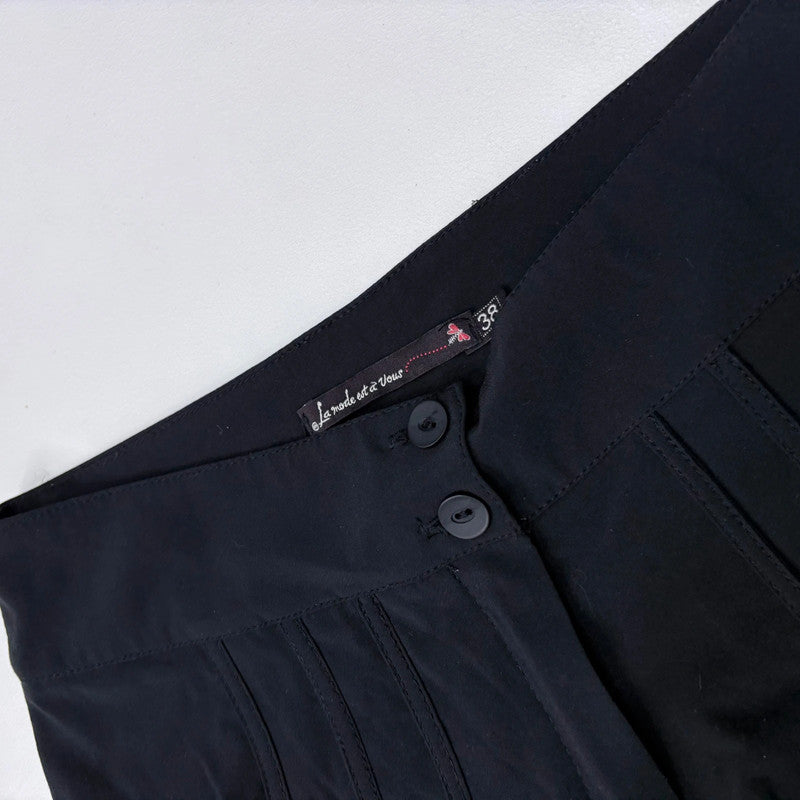 La mode Black low rise puff pleated trousers
