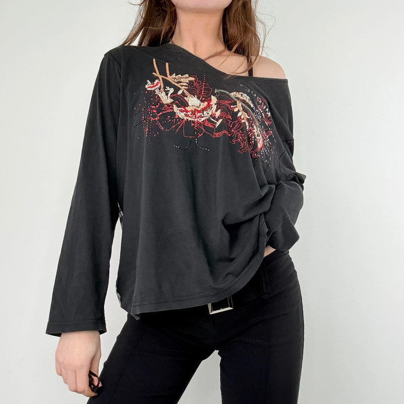 Black slouchy graphic grunge top