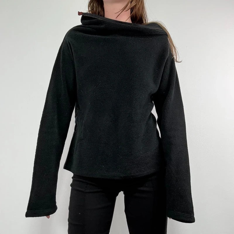 Fleece asymmetrical black zipper cop copine sweater top