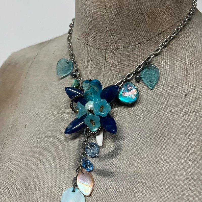 Gothic grunge flower necklace