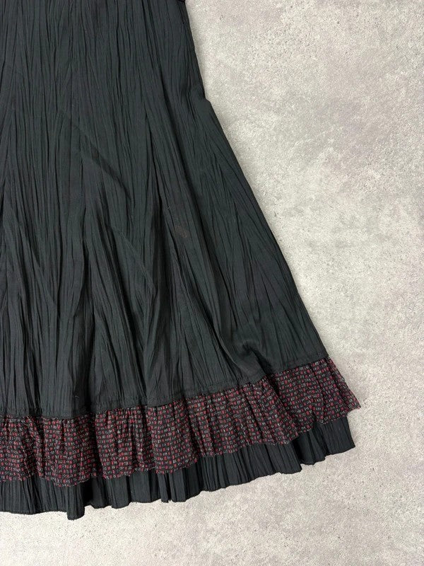 black crinkle flared pleated maxi skirt