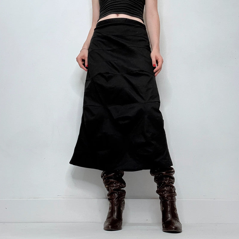 black structured archival flared skirt
