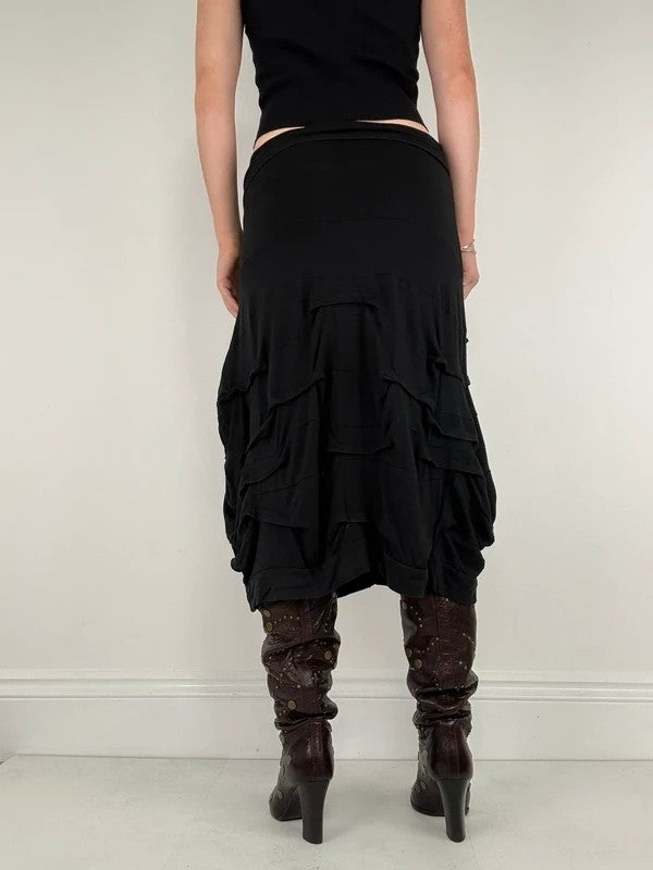 Black pleated structured puff skirt