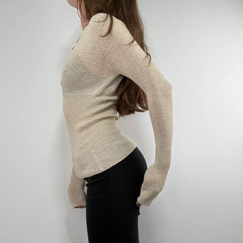 Long sleeve slouchy knit t-shirt