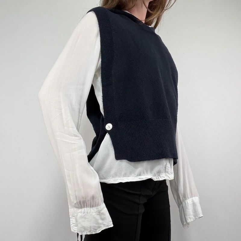 Navy knitted slouchy vest top