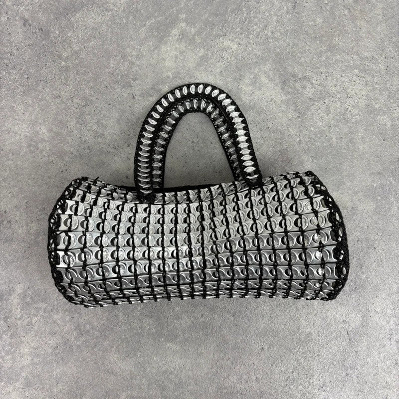 Vintage crochet can tab silver barrel handbag