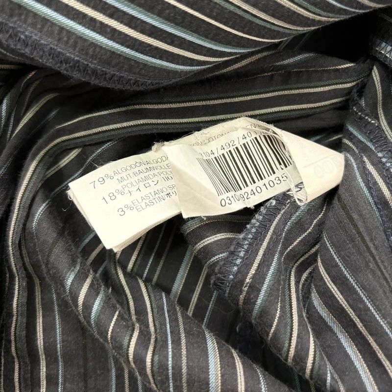 navy pinstripe fitted 3/4 length sleeve shirt