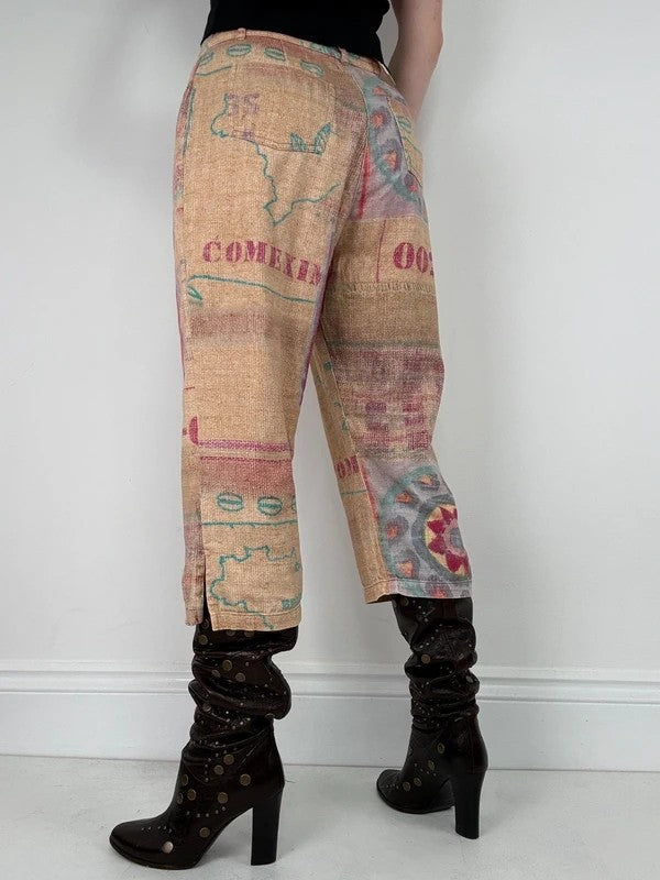 Printed abstract summer textured capri trousers